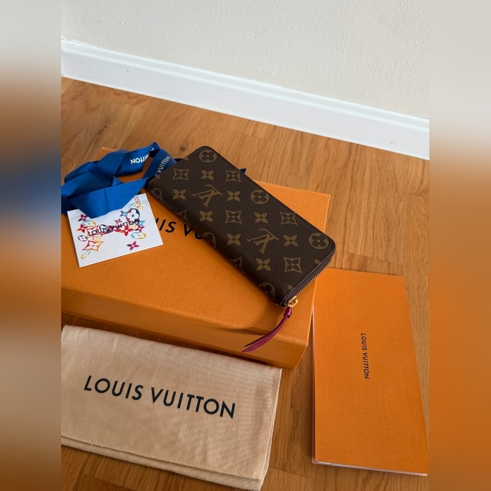Louis Vuitton Monogram Clemence Wallet Fuchsia
